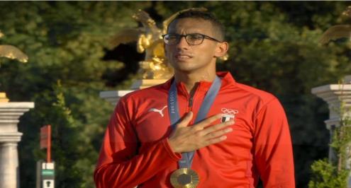 "بطل من ذهب".. أحمد الجندي صانع المجد في باريس  